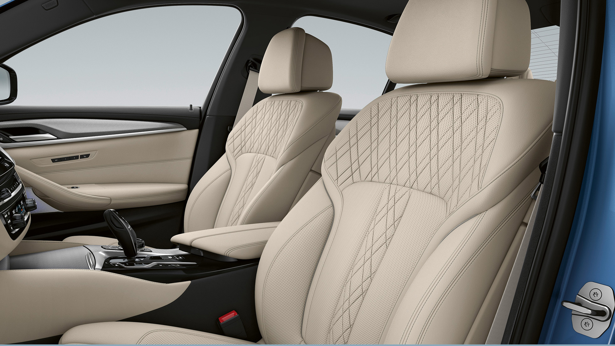 Klädsel BMW 5-serie G30 Sedan Plug-in-Hybrid M sportpaket Klädsel läder ’Dakota’ Svart med kontrastsöm Blå BMW 5-serie Sedan 520d xDrive G30 2020 M sportpaket Kupé