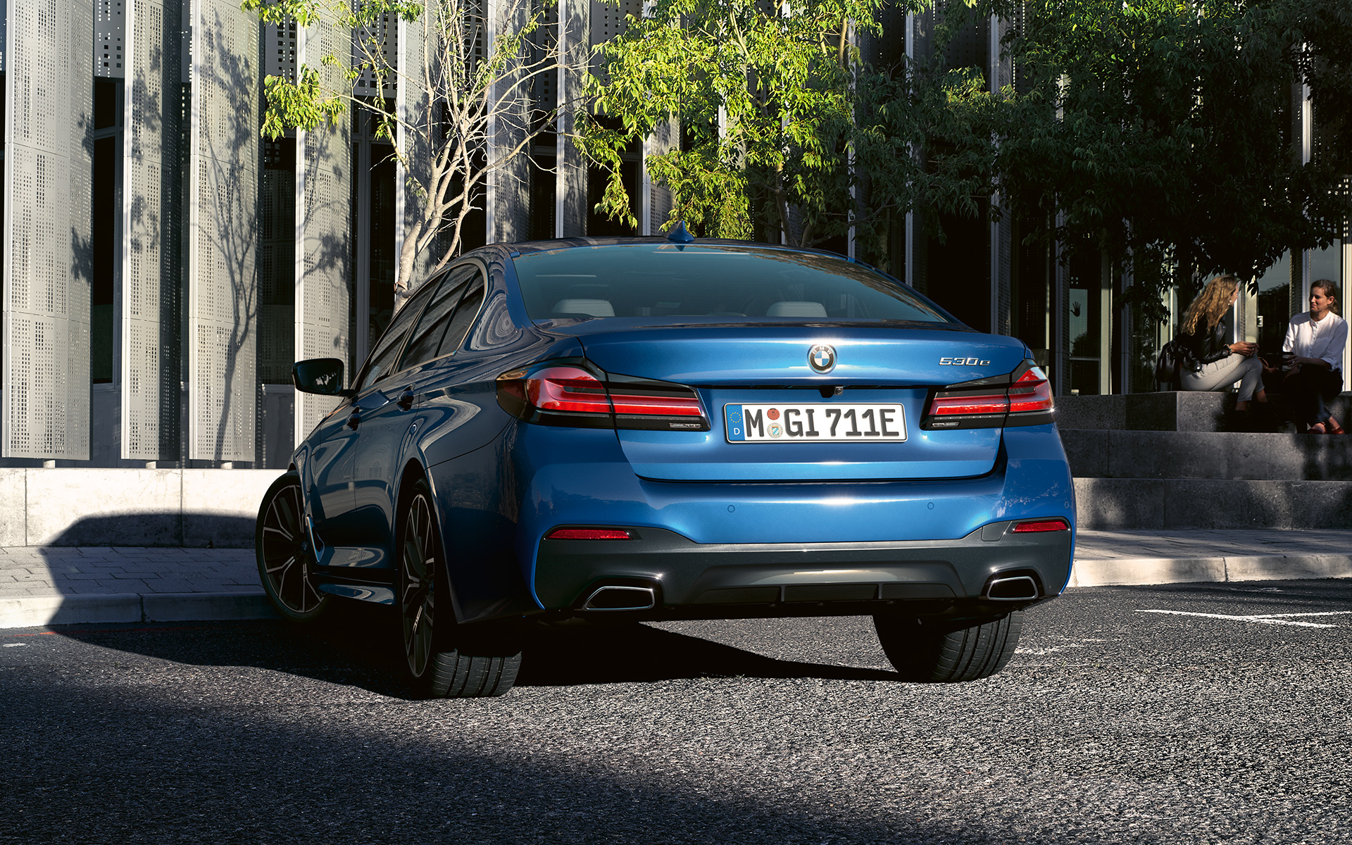 Baklyktor i 3D-form BMW 5-serie Sedan G30 Baklyktor i 3D-form BMW 5-serie Sedan G30 Facelift 2020 Phytonicblå närbild bakparti