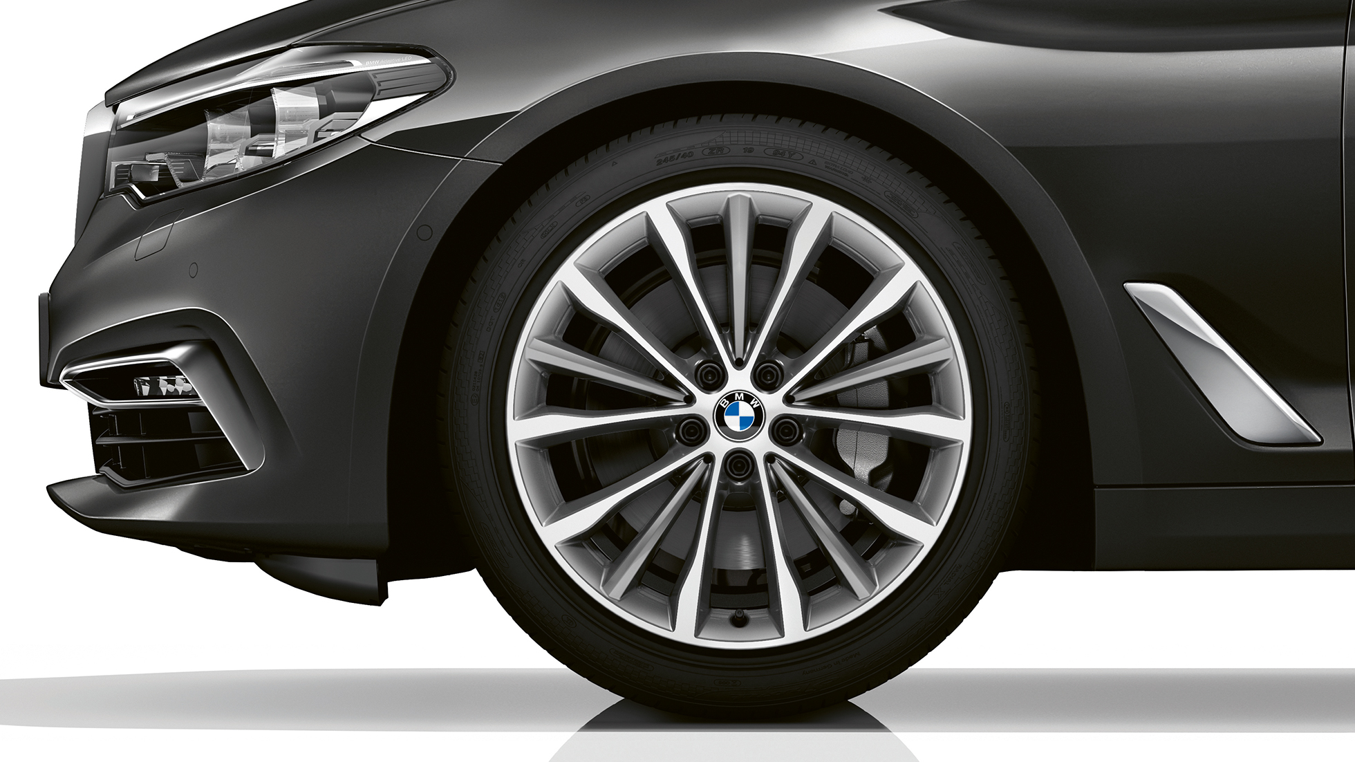 Luxury Line Hjul BMW 5-serie Touring Luxury Line BMW 5-serie Touring 540i xDrive Touring G31 Sophistogrå briljanteffekt metallic Hjul