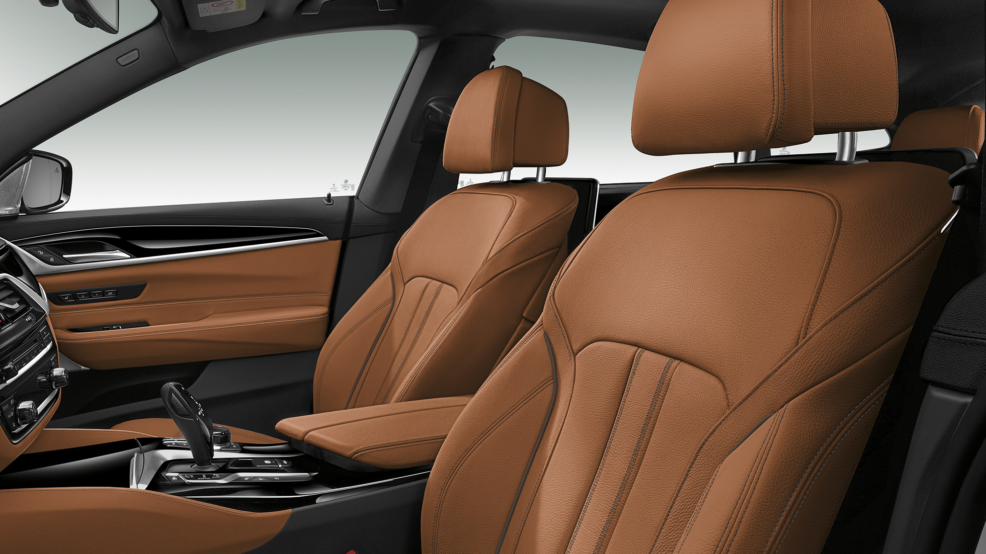BMW 6-serie Gran Turismo G32 M sportpaket Interiör Sportstolar för förare och framsätespassagerare BMW 6-serie Gran Turismo G32 2017 M-sportpaket Interiör