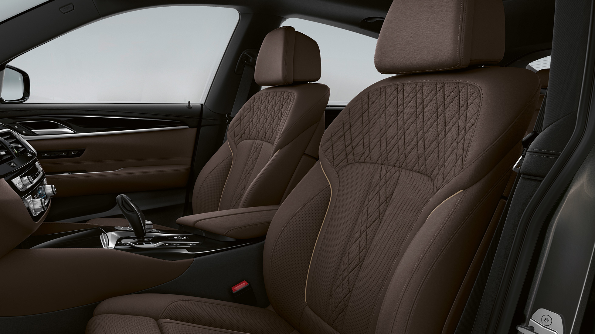 Klädsel BMW 6-serie Gran Turismo Luxury Line G32 2020 Klädsel exklusivläder ’Nappa’ Mocka BMW 6-serie Gran Turismo G32 640d xDrive 2020 Luxury Line interiör