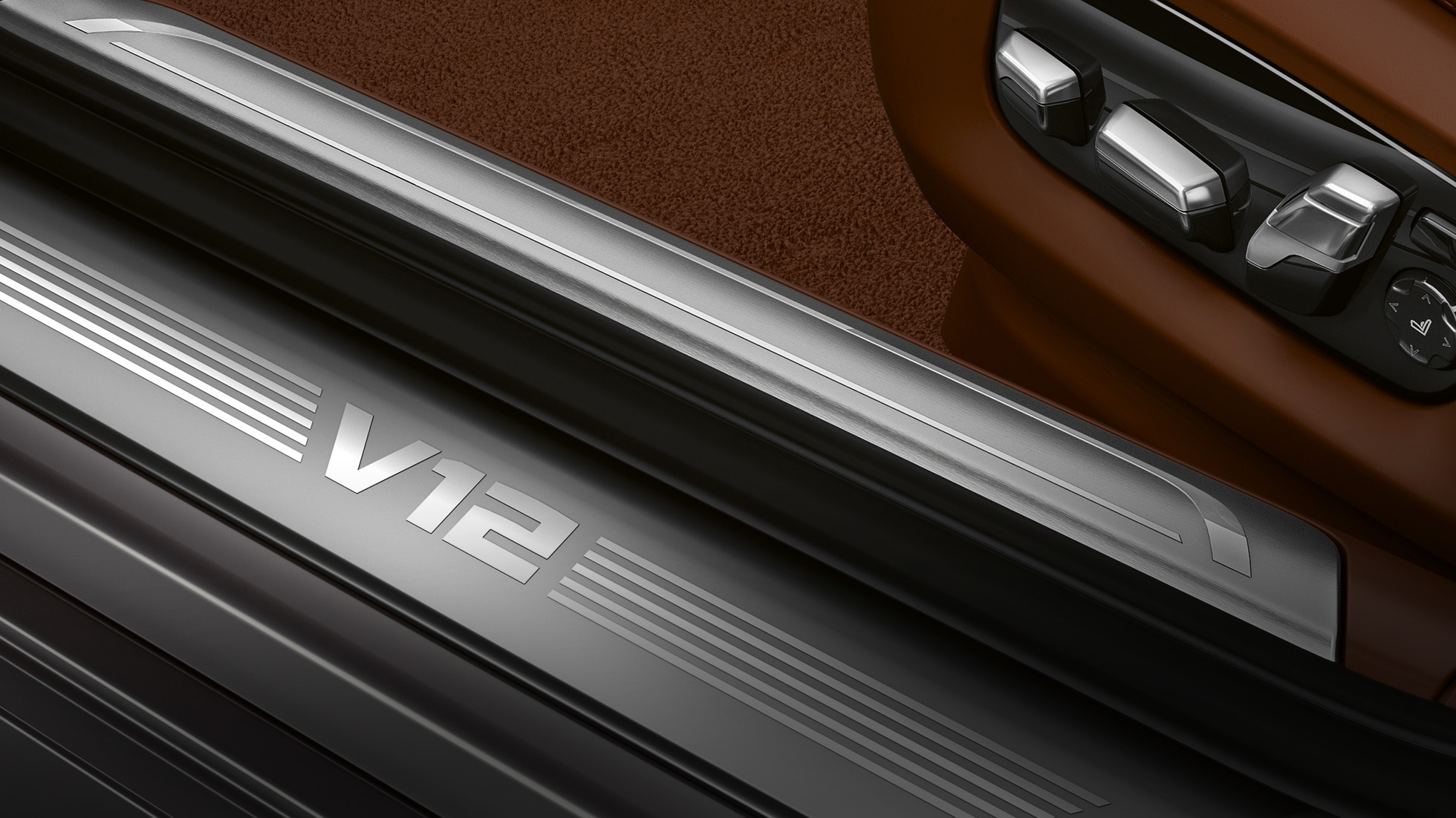 BMW V12-motor BMW M760Li xDrive: Närbild av V12-motorn