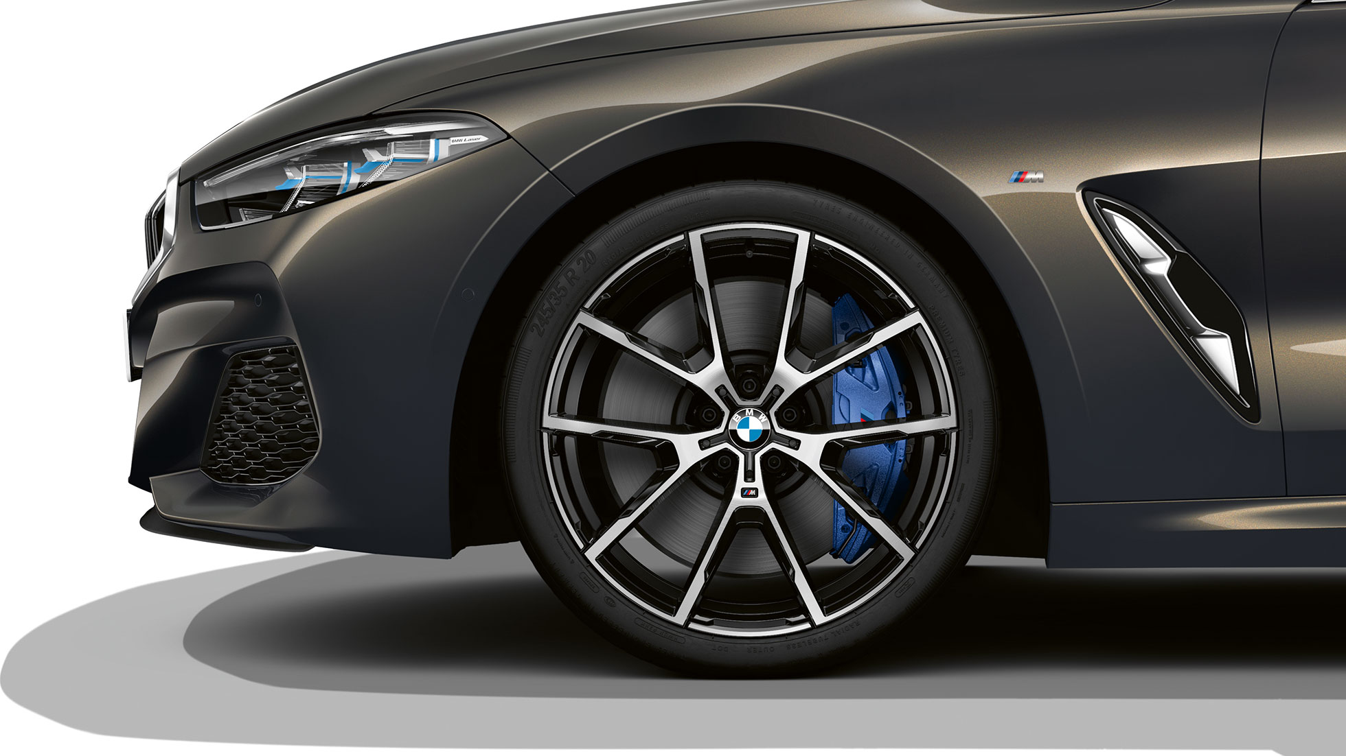 BMW M850i xDrive, Dravit Grey metallic, 20" M lättmetallfälgar Y-eker 728. BMW M850i xDrive, Dravit Grey metallic, 20" M lättmetallfälgar Y-eker 728.