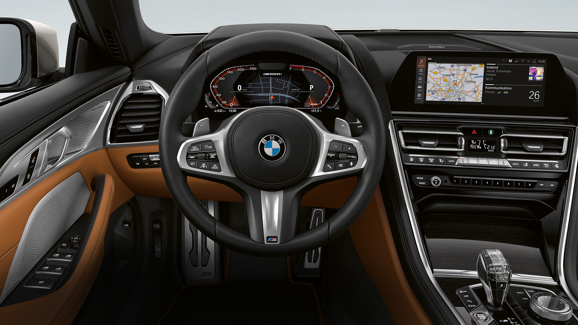 BMW M850i xDrive, M lädersportratt med växelpaddlar och multifunktion. BMW M850i xDrive, M lädersportratt med växelpaddlar och multifunktion.