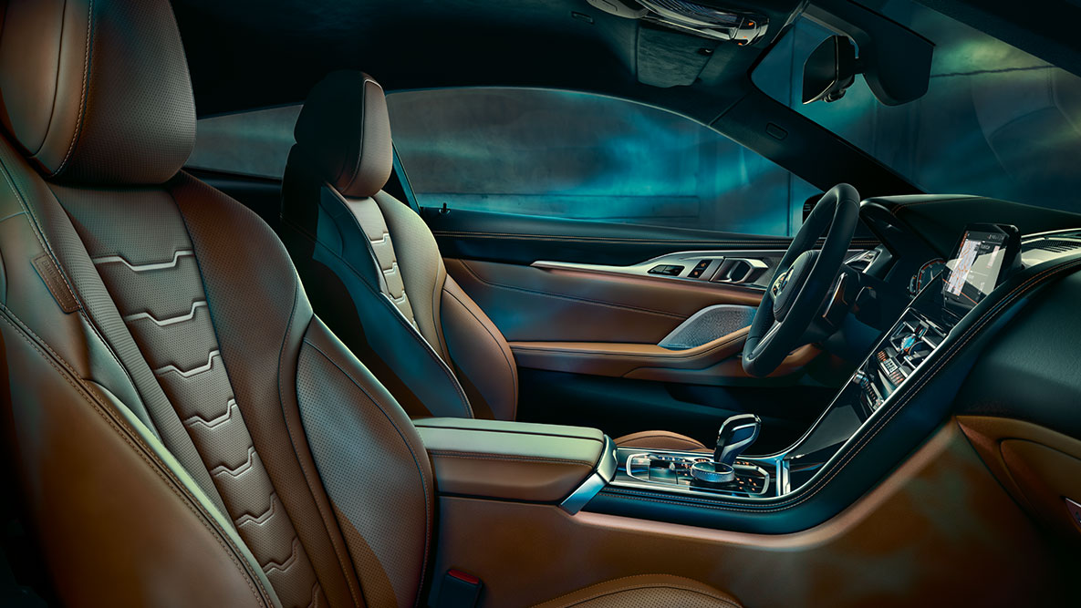 Interiören på BMW 8-serie Coupé. Interiören på BMW 8-serie Coupé med BMW Individual utrustning.