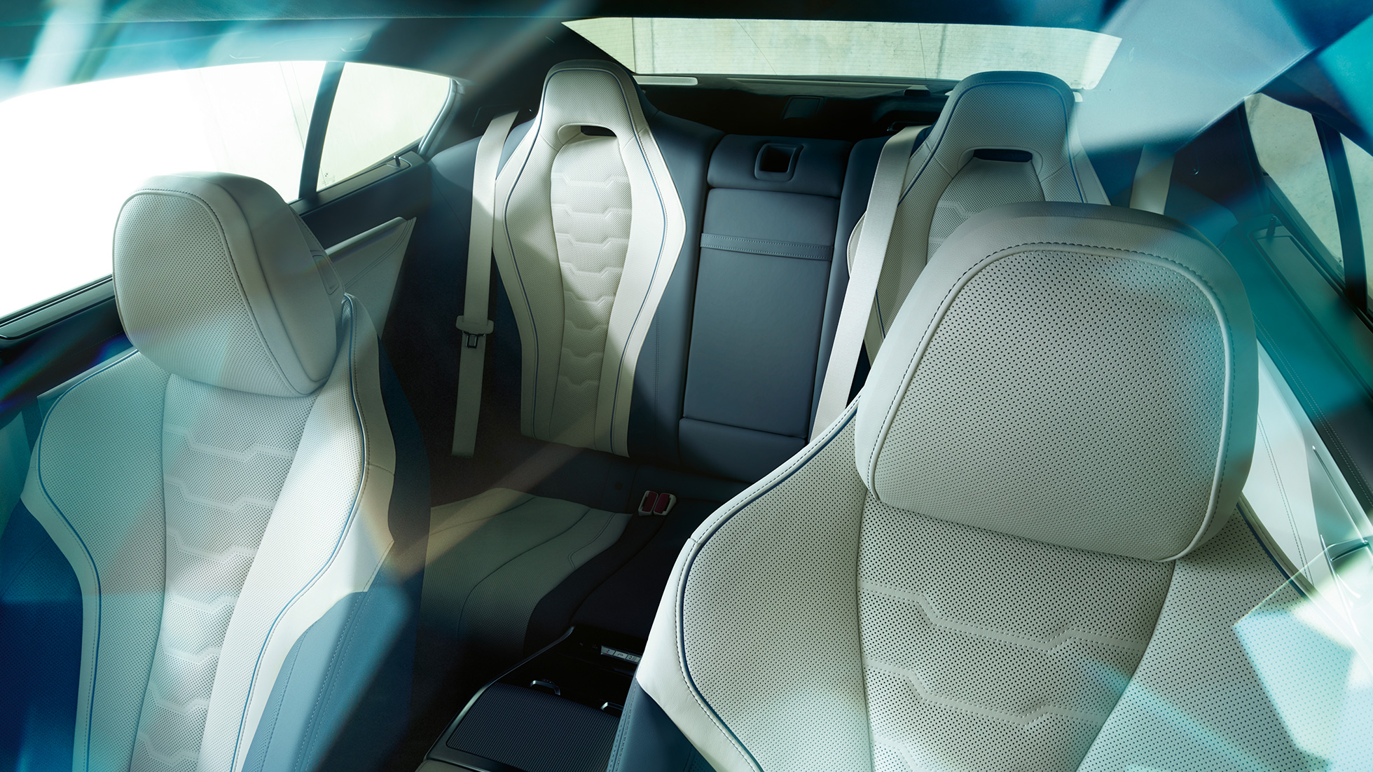 BMW 8-serie Gran Coupé invändig utrustning BMW 8-serie Gran Coupé invändig utrustning Design