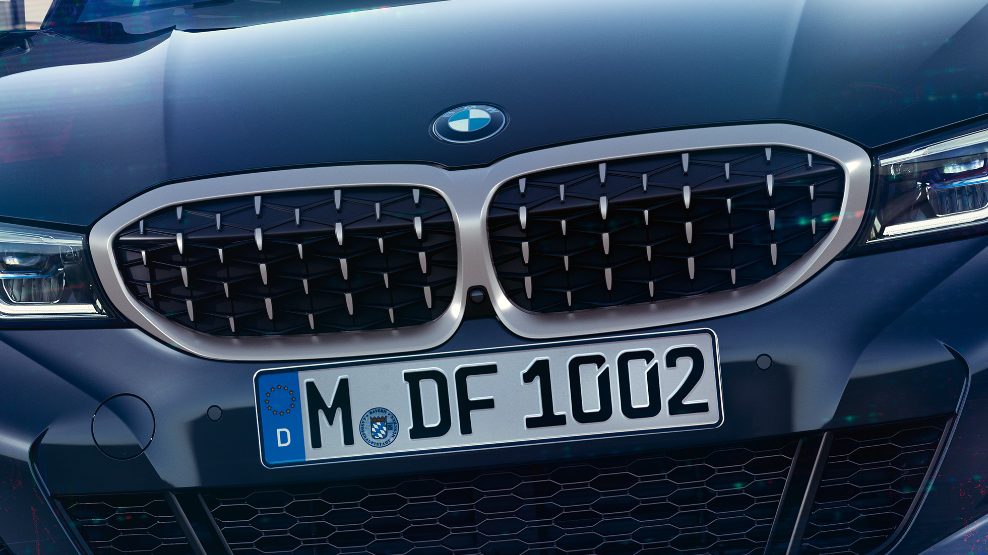 Dubbelnjure BMW M340i xDrive Sedan Dubbelnjure BMW M340i xDrive Sedan G20 Safirsvart metallic närbild