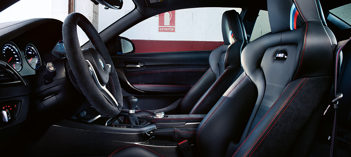 Kupé BMW M2 CS Kupé BMW M2 CS F87 Misano Blåmetallic närbild