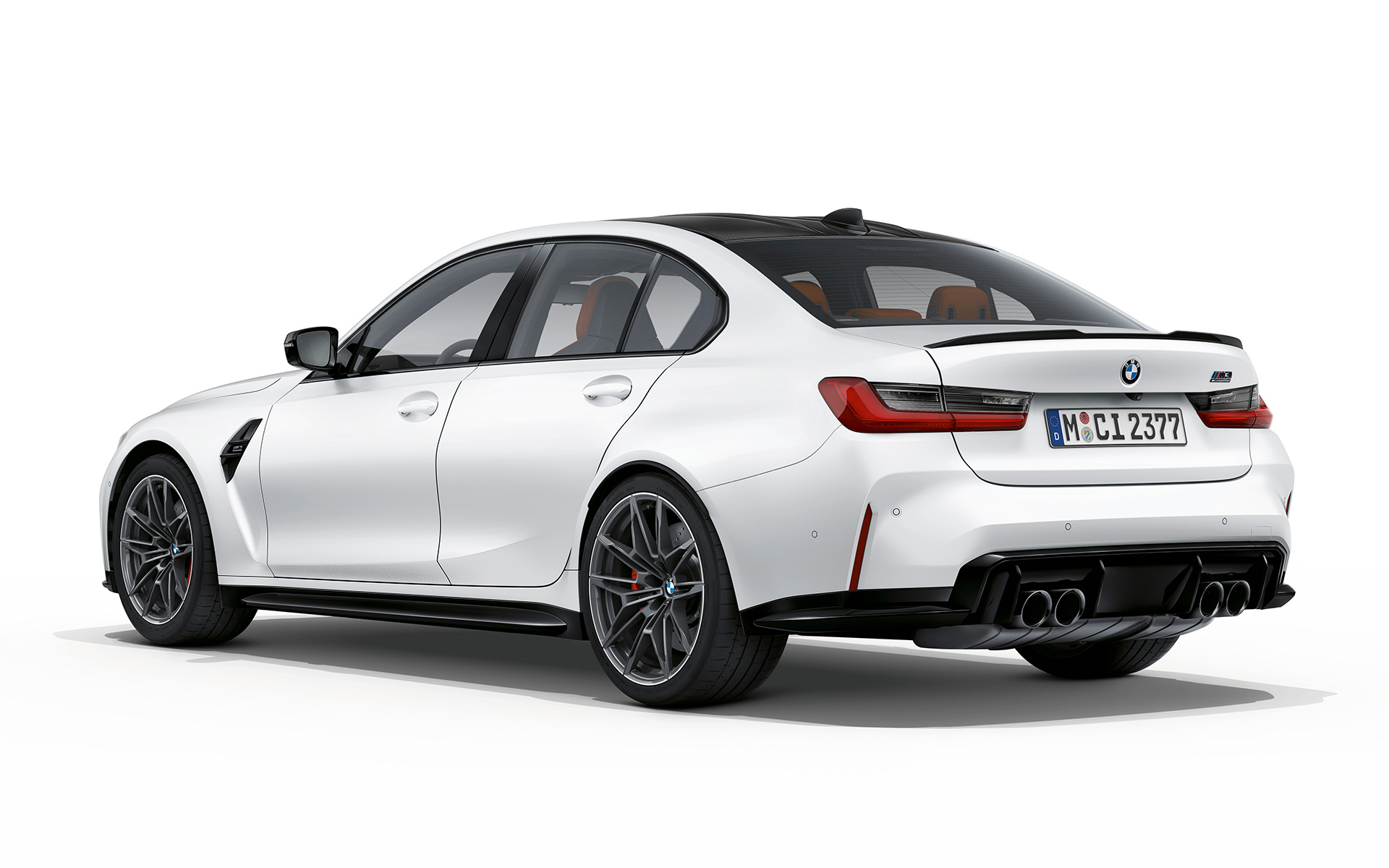 BMW M3 Competition G80 2020 Frozen Brilliant White metallic sedd snett bakifrån