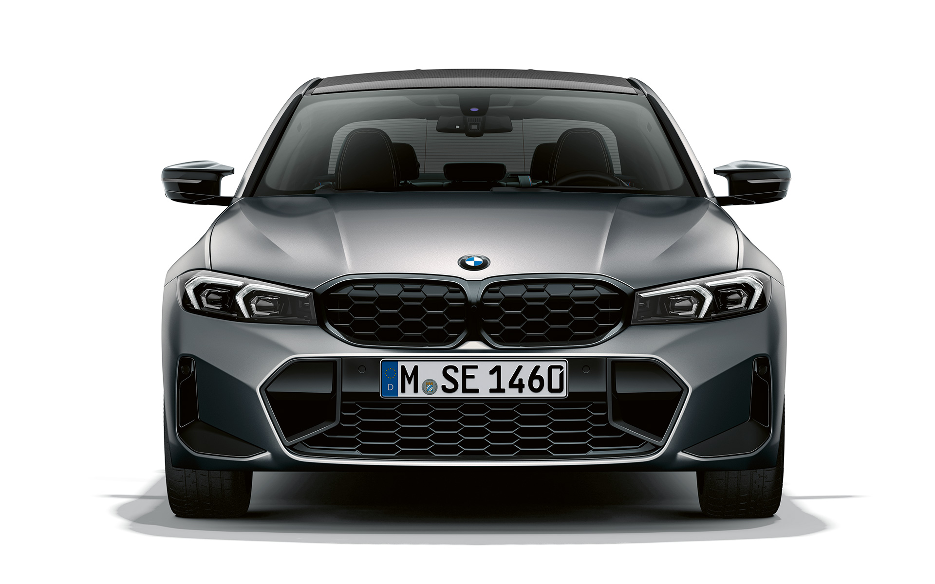 BMW kylargrill sedd framifrån på BMW M340i xDrive Sedan G20 BMW M340i xDrive Sedan G20 BMW Individual Frozen Pure Grey metallic med BMW kylargrill