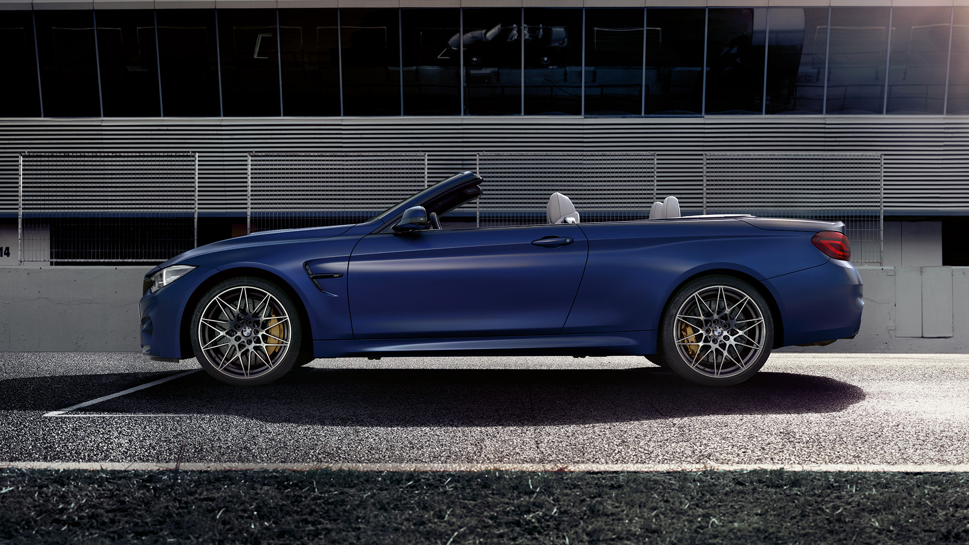 BMW M4 Cabriolet, sedd från sidan BMW M4 Cabriolet, design, sedd från sidan