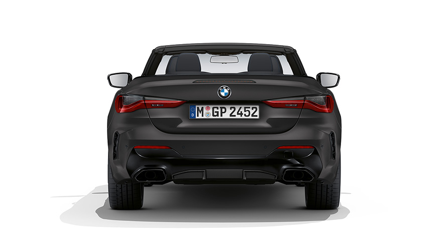 BMW M440i xDrive Cabriolet G23 2020 BMW Individual Frozen Deep Grey metallic sedd bakifrån med öppen tygsufflett