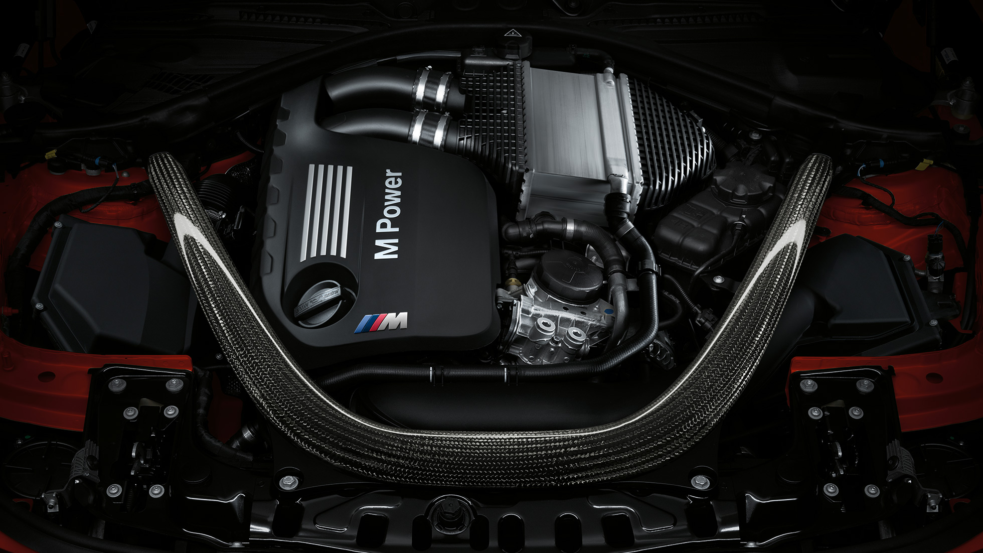 BMW M4 Coupé, 6-cylindrig bensinmotor BMW M4 Coupé, rak 6-cylindrig M TwinPower Turbo-bensinmotor