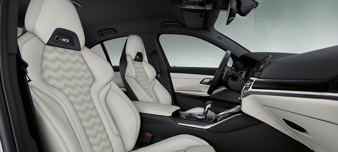 BMW Individual utökad helläderutrustning ’Merino’ Elfenbensvit BMW M4 Coupé 2020 G82 kupé BMW Individual utökad helläderutrustning ’Merino’ Elfenbensvit BMW M4 Coupé G82 2020 kupé Cockpit