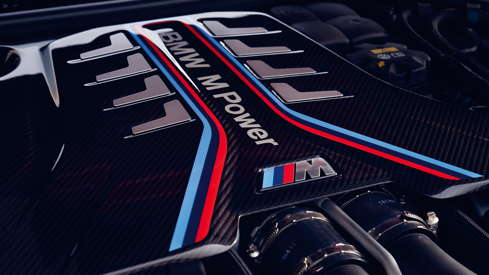 BMW TwinPower Turbo 8-cylindrig bensinmotor BMW Competition F90 LCI Facelift 2020 BMW TwinPower Turbo 8-cylindrig bensinmotor BMW Competition F90 LCI Facelift 2020