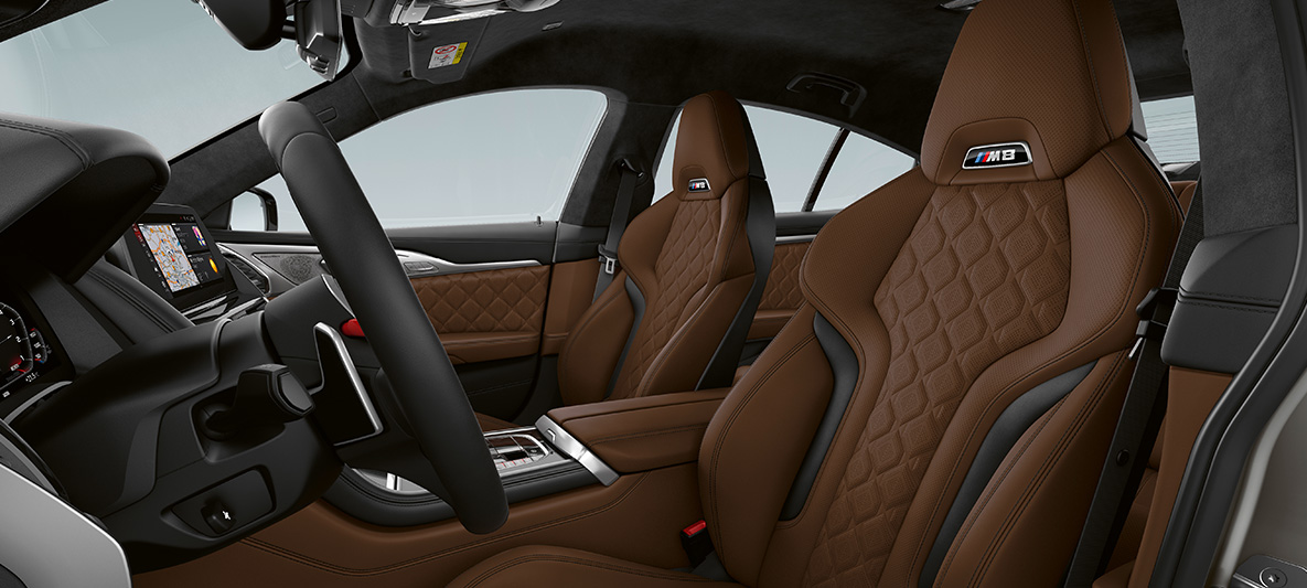 M sportstolar i läder BMW M8 Gran Coupé M sportstolar med M8 logotyp i läder Merino BMW M8 Competition Gran Coupé F93 2020 kupé