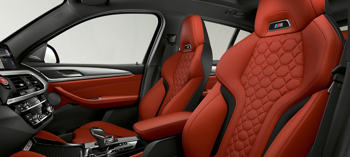 BMW X4 M, sportstolar i läder 'Merino' Sakhir Orange. BMW X4 M Competition, Interiör, M sportstolar i läder 'Merino' Sakhir Orange.