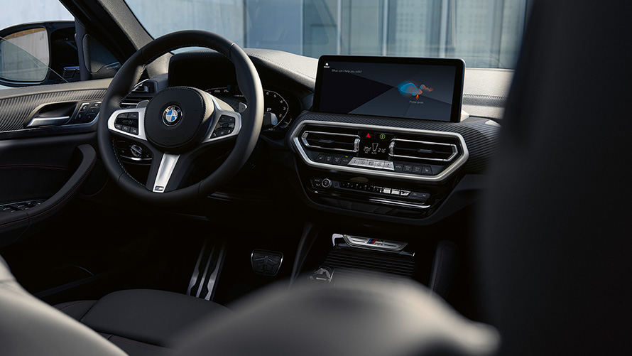 BMW X4 M40i G02 LCI 2021 Facelift kupé förarplats