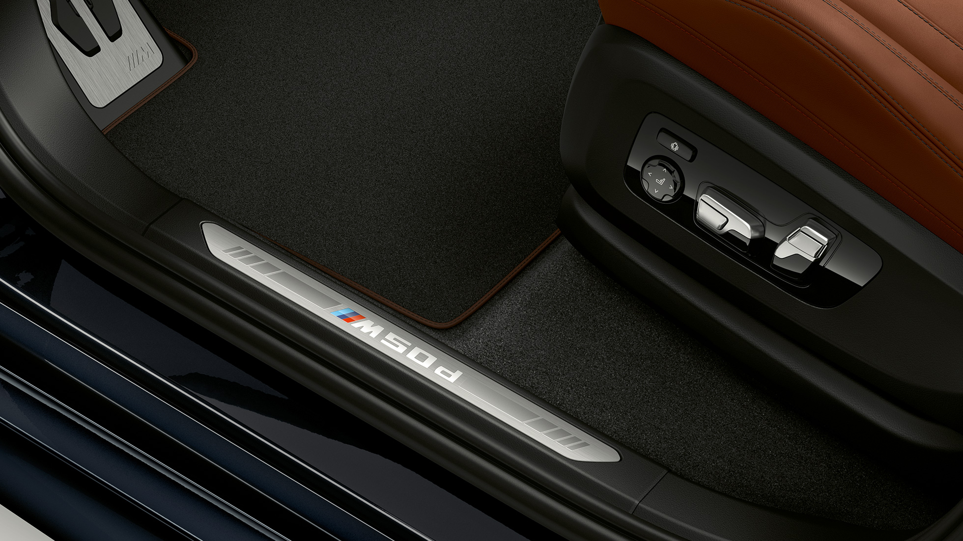 Instegslister med M logotyp BMW X5 M50d Instegslister med M logotyp BMW X5 M50d G05 interiör
