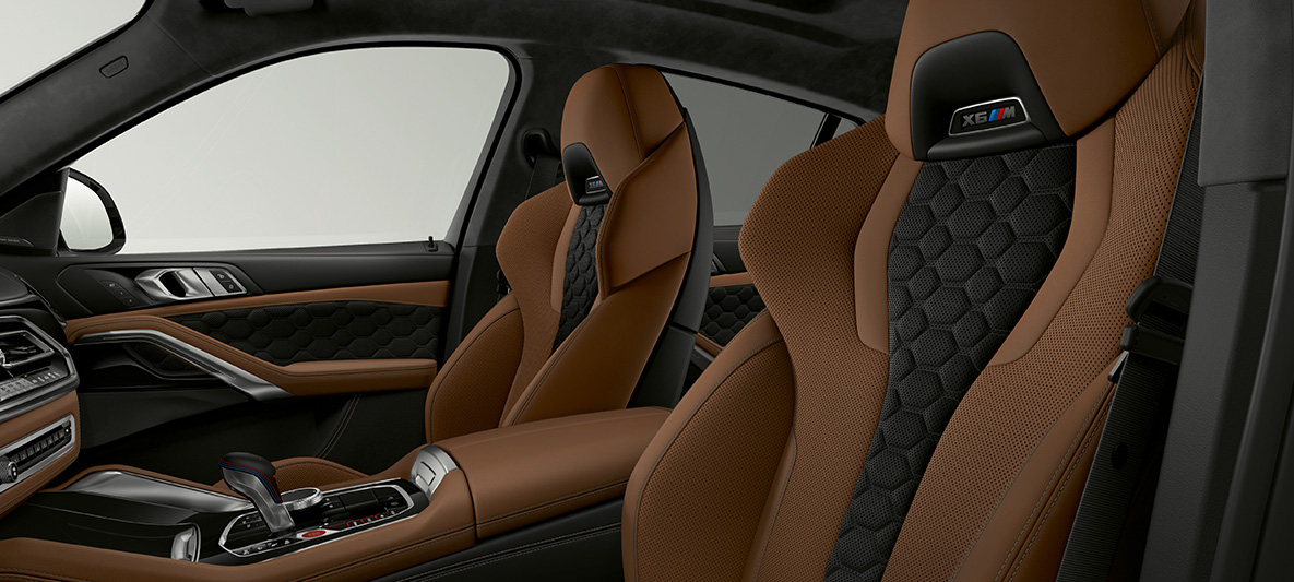 M multifunktionsstolar BMW X6 M M multifunktionsstolar med X6 M-logotyp BMW X6 M F96 2020 kupé
