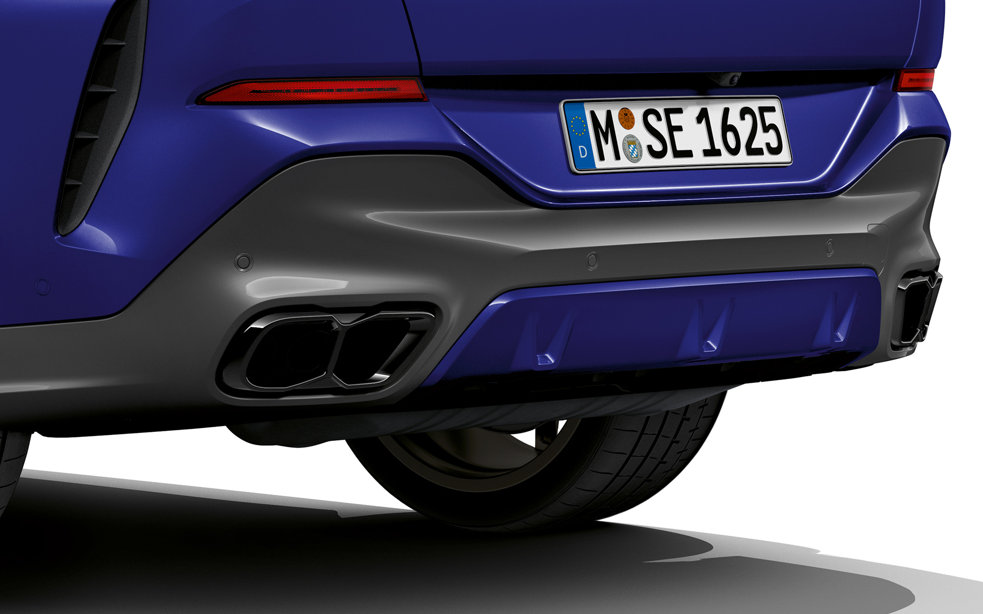 BMW X6 M60i xDrive G06 MP avgassystem BMW X6 M60i xDrive G06 MP avgassystem närbild