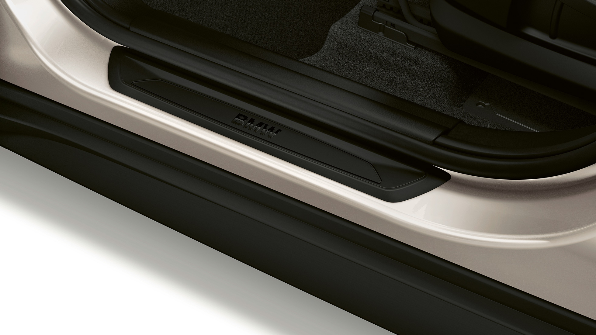 BMW X1, Modell Advantage, instegslist BMW X1, Modell Advantage, sedd från sidan med närbild av instegslist