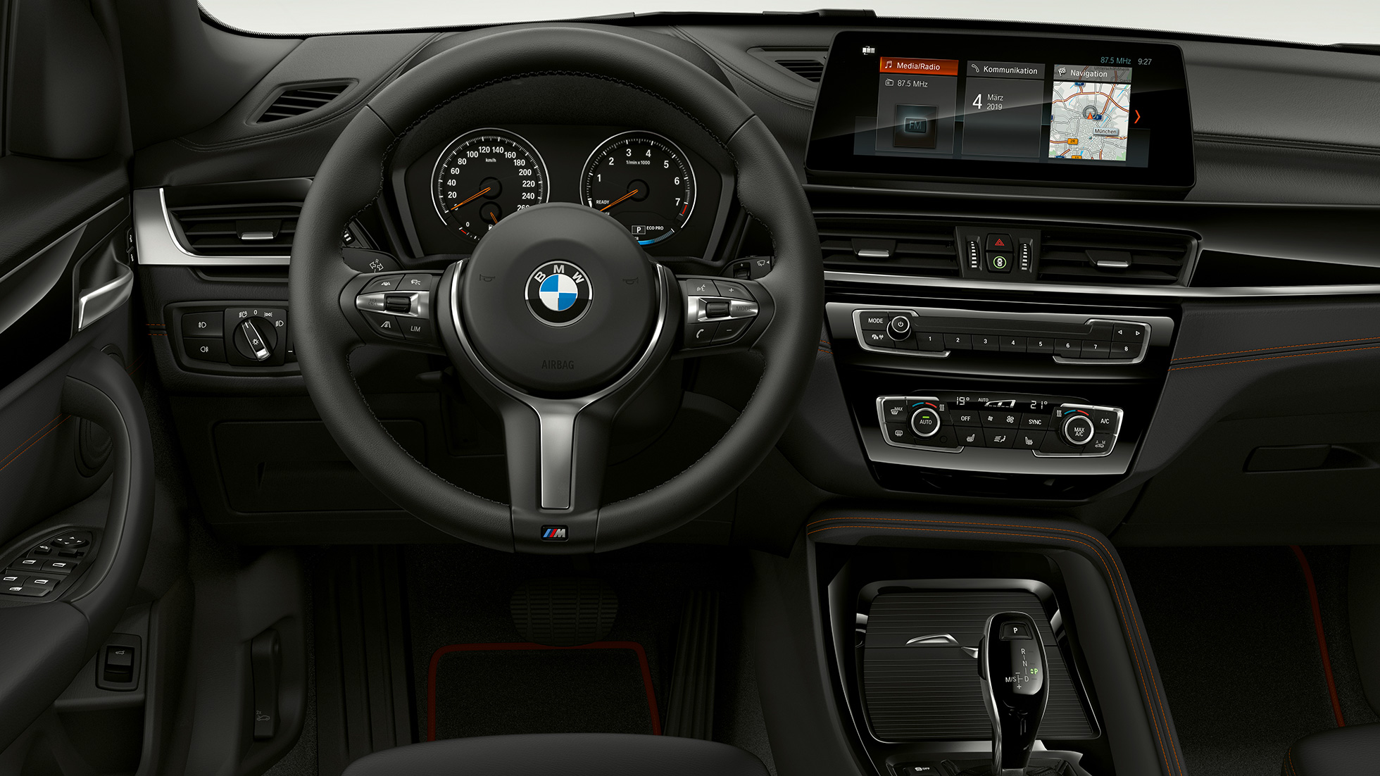 BMW X1, Modell M Sport Line, interiör BMW X1, Modell Sport Line, interiör med utsikt över förarplatsen