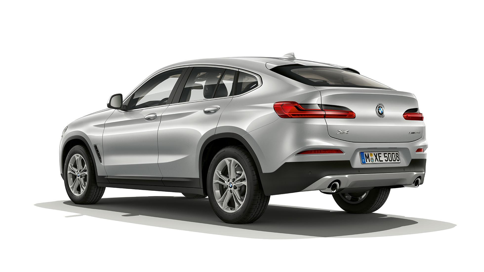 Trefjärdedelsvy bakifrån BMW X4 Modell Advantage BMW X4 xDrive20d Modell Advantage G02 2018 Glaciärsilver trefjärdedelsvy bakifrån