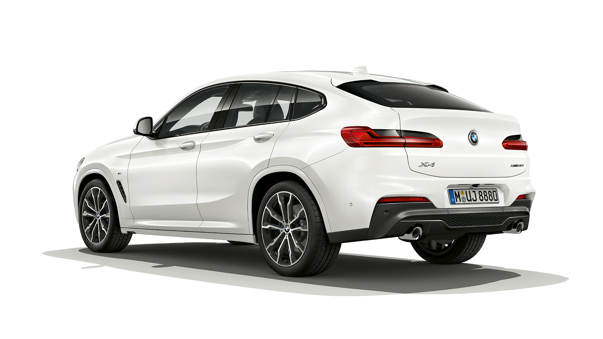 Trefjärdedelsvy bakifrån BMW X4 Modell M Sport BMW X4 xDrive30i Modell M Sport G02 2018 Alpinvit trefjärdedelsvy bakifrån