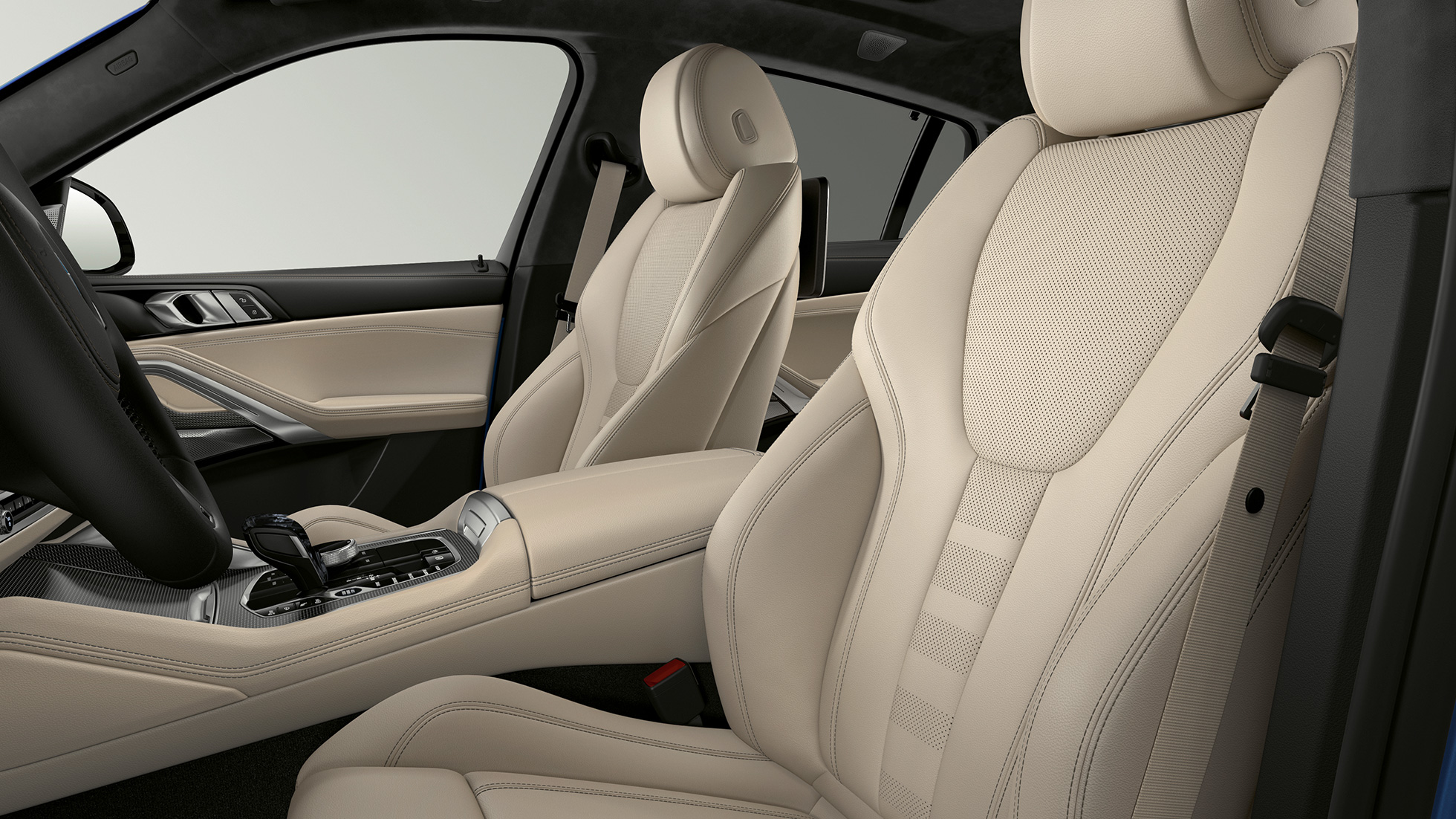 BMW X6 med M-sportpaket, klädsel. BMW X6 Interiör med M-sportpaket med fokus på klädsel