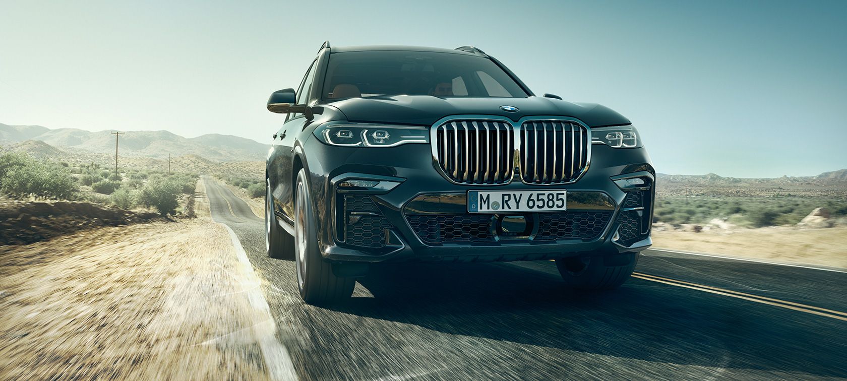 BMW X7, framifrån BMW X7 sedd framifrån
