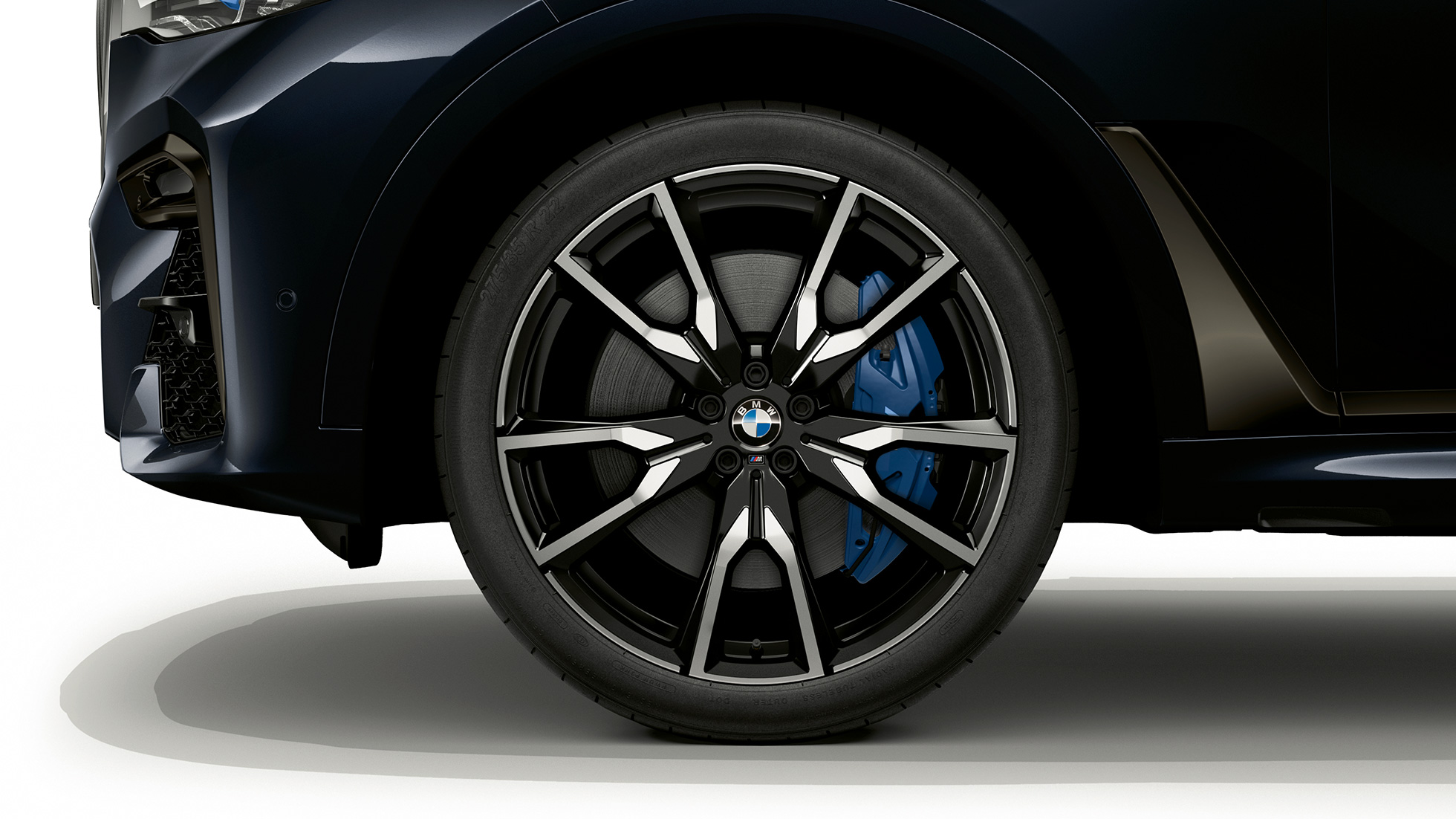 BMW X7 M Sport, dörrsida Närbild på dörrsidan hos BMW X7 i utförandet M Sport
