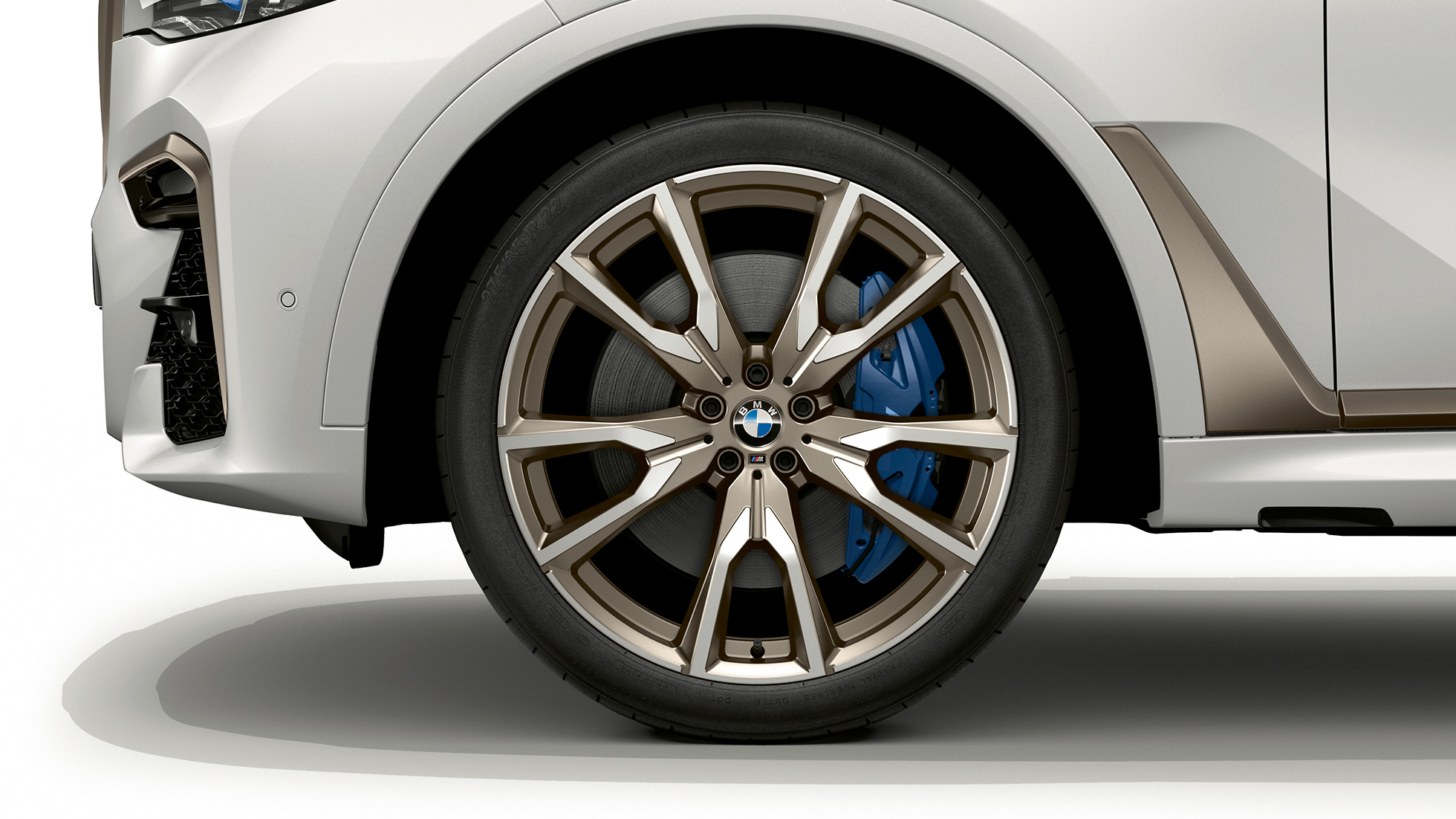 BMW X7, BMW X7 M50d, dörrsida Närbild på dörrsidan hos BMW X7 M50d