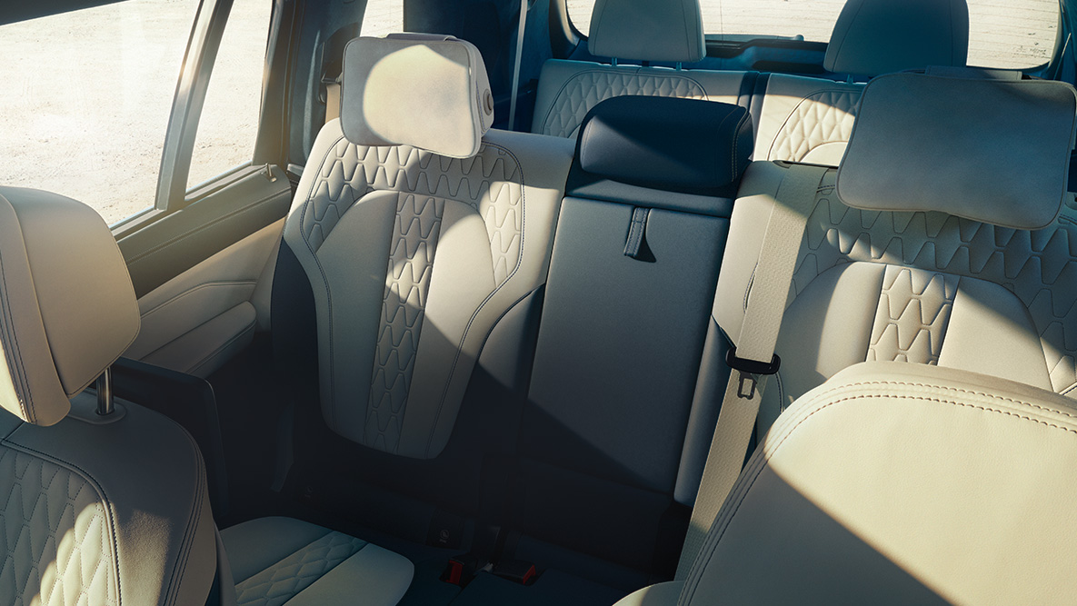 BMW X7 sittplatser Alla sju sittplatserna i BMW X7 snett uppifrån