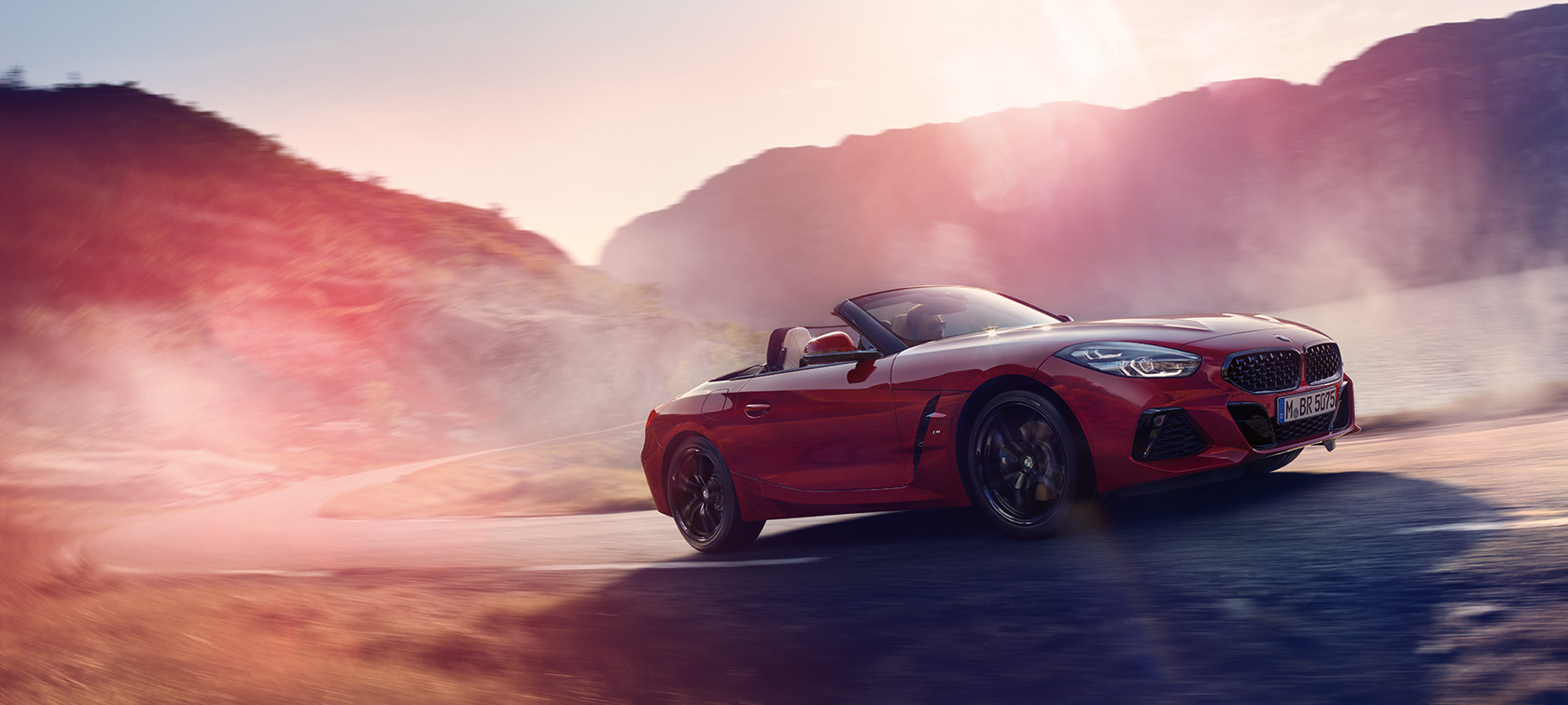BMW Z4 Roadster (G29) vid start i backe