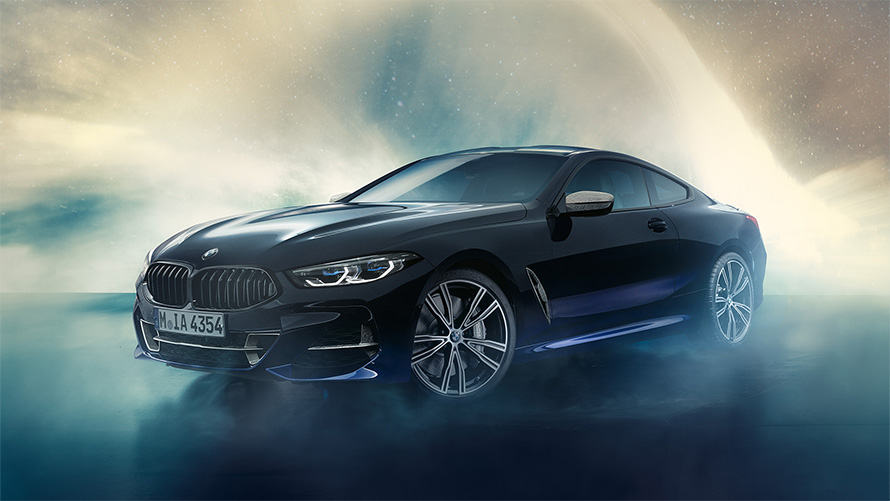 BMW Individual M850i NIGHT SKY G15 2019, sedd framifr&aring;n framf&ouml;r meteorregn