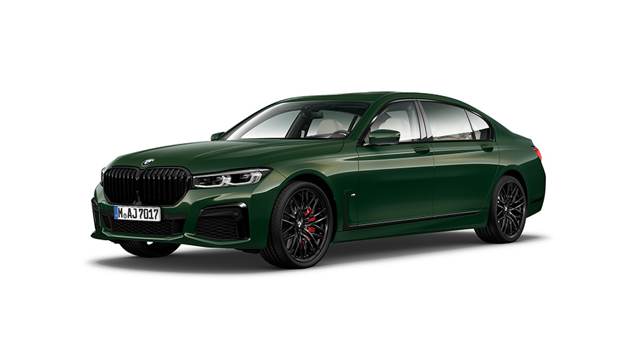 BMW M760Li xDrive sedan G11 G12 2019, snett från sidan BMW M760Li xDrive sedan G11 G12 2019, snett från sidan