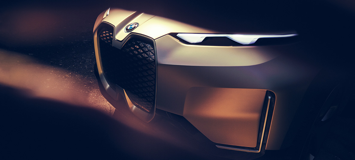 Fronten hos BMW Vision iNEXT BMW Vision iNEXT med bild på fronten och njuren
