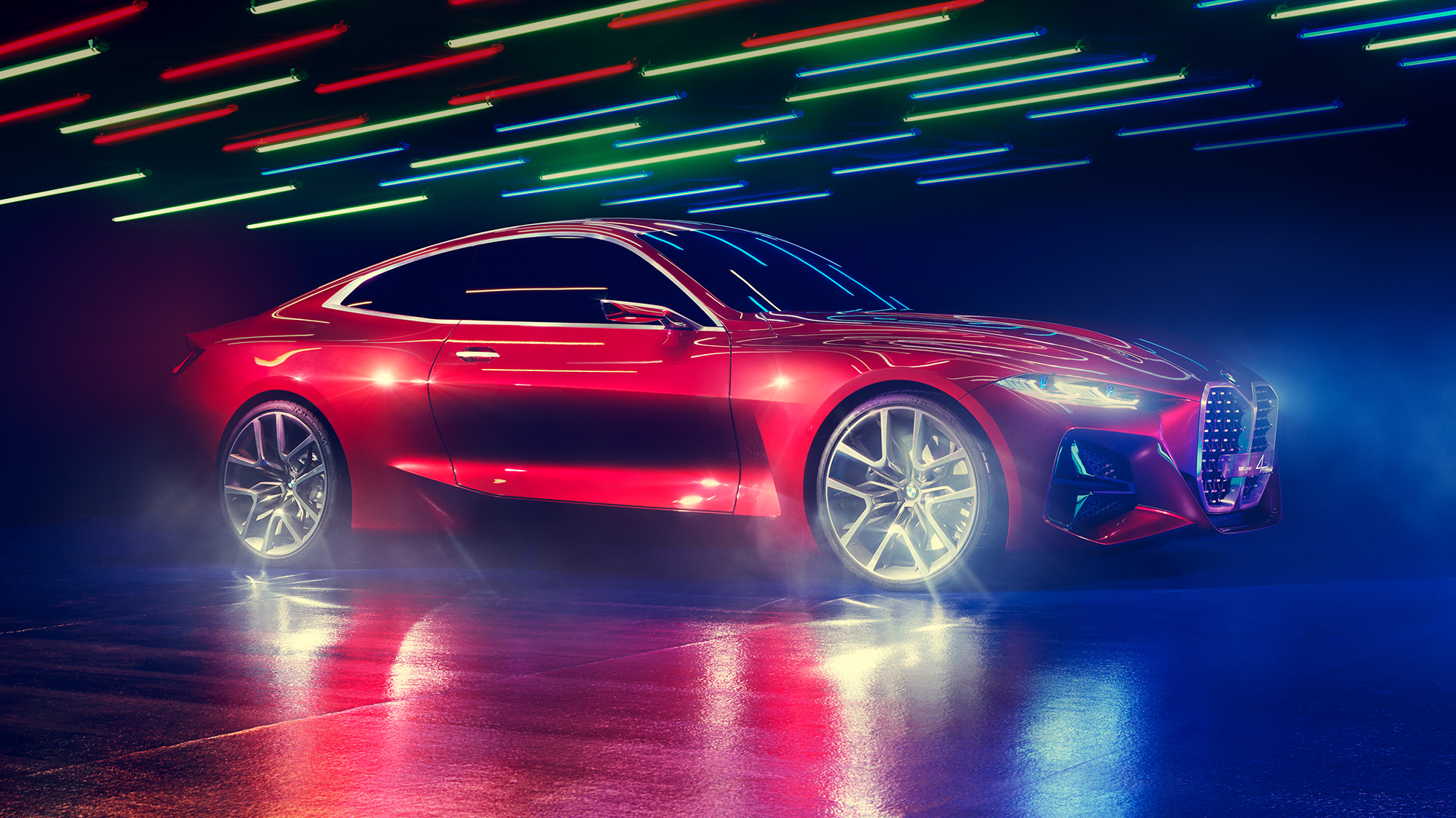 Emotionellt formspråk BMW Concept 4 Emotionellt formspråk BMW Concept 4 Forbidden Red Exterieur-Design sedd från sidan