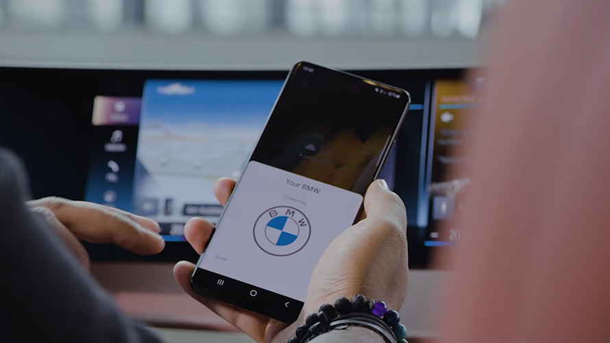 Android Auto™, funktioner och fördelar förklaras i videoklippet Android Auto™, funktioner och fördelar förklaras i videoklippet