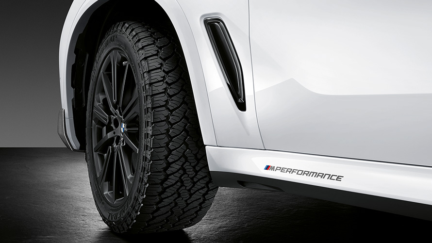 M Performance logotypdekal BMW M Performance Parts - M Performance logotypdekal