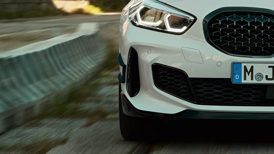 BMW M Performance frontsplitter svart BMW M Performance frontsplitter svart BMW erbjudande sommar