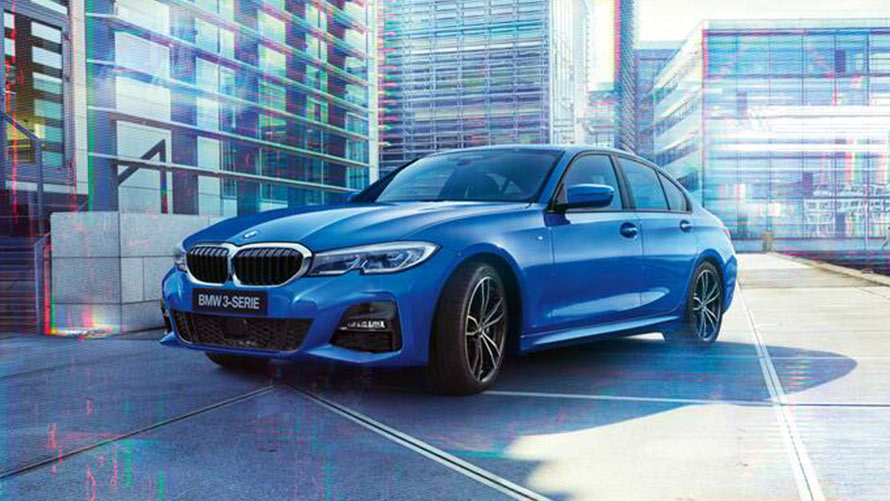 BMW 330i xDrive Sedan Connected. BMW 330i xDrive Sedan Connected.