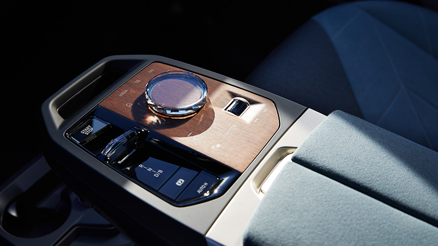 Mittkonsol BMW iX Mittkonsol BMW iX