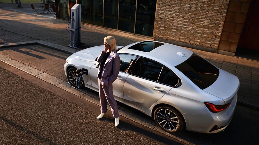 Vivid Bmw Business Lease Image in 4K Vivid Bmw Business Lease Image in 4K