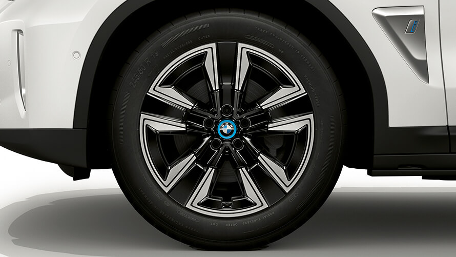  19'' BMW Aerodynamikfälgar Dubbeleker 842 Bicolor (Jet Black, glanssvarvade), komplett uppsättning vinterhjul.