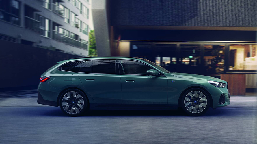 i5 M60 Touring