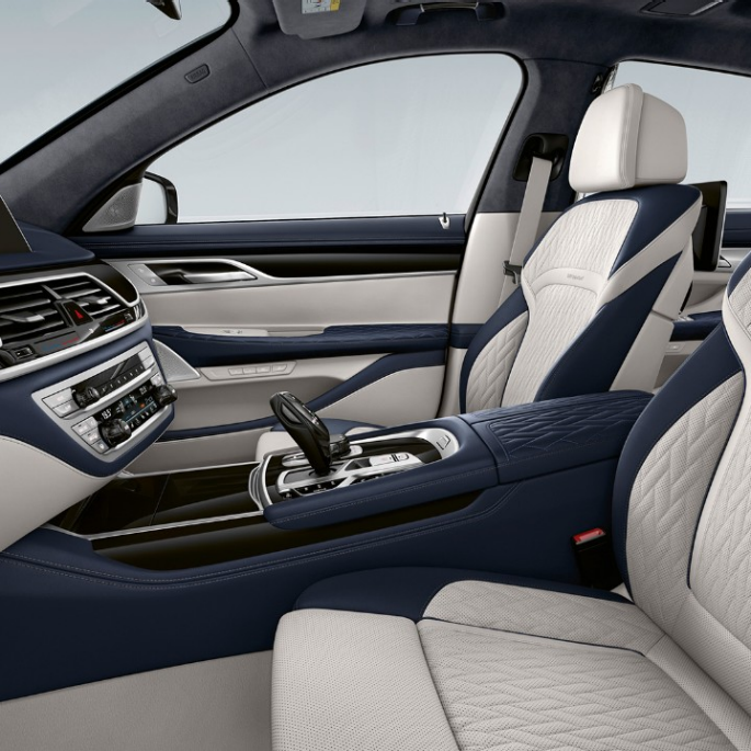 BMW 7-serie sedan M Sportpaket, läderutrustning BMW 7-serie sedan M Sportpaket, läderutrustning Dakota svart
