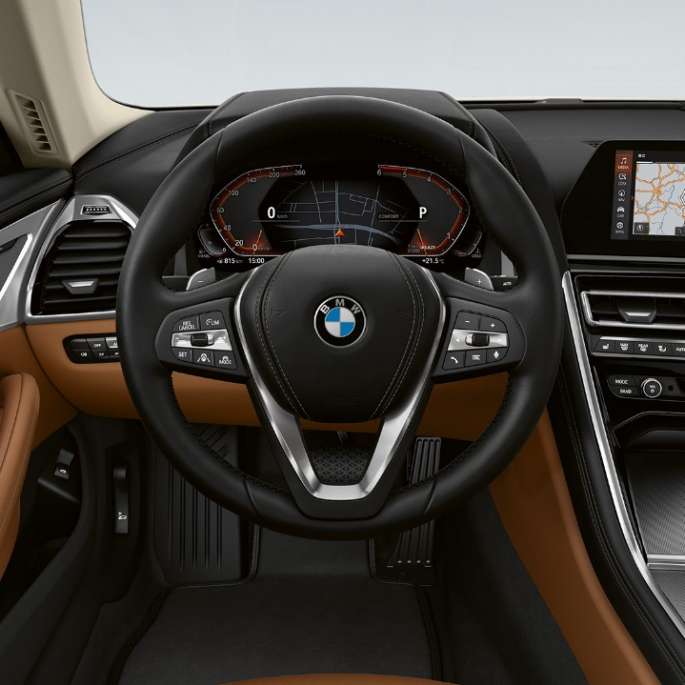 BMW 8-serie Coupé, förarplats, interiörlister aluminium nätstruktur mörk.