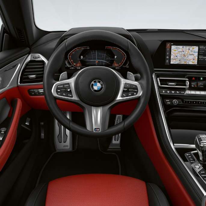 BMW 8-serie Gran Coupé M Sport förarplats